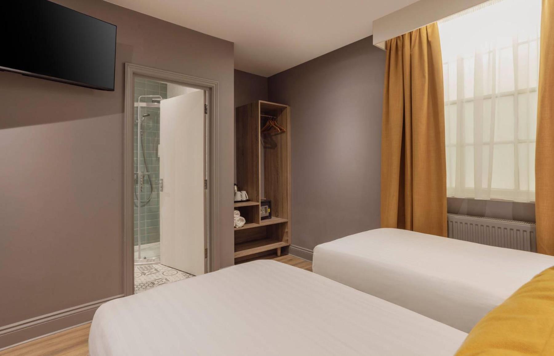 Comfort Victoria London